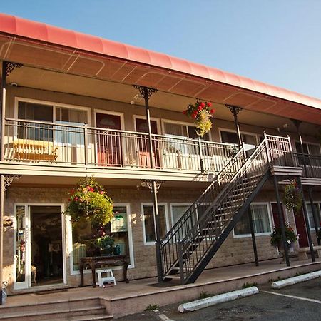 The Classic Horseshoe Bay Motel West Vancouver Exterior photo